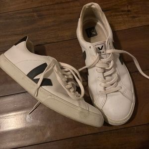 Veja Esplar Sneaker